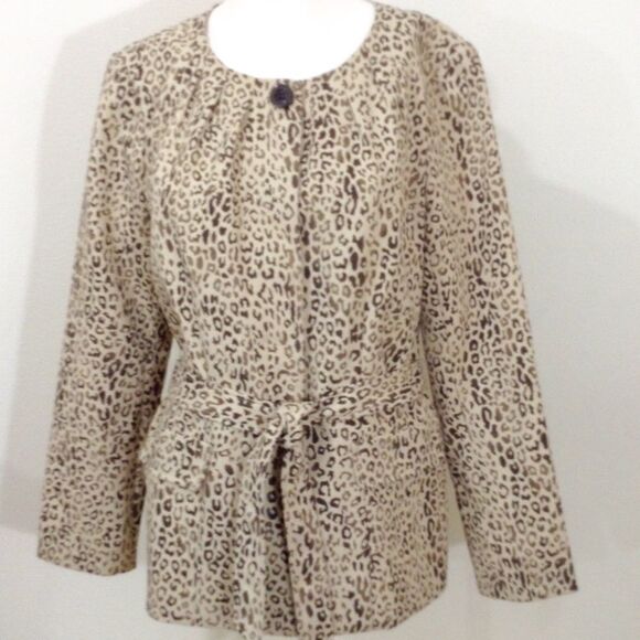 Isabella Belted Wrap Coat Animal Print Button Down Jacket Size 12 - Picture 1 of 5